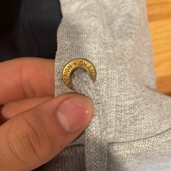 Champion Vintage Heavyweight Fleece-lined Grey Hoodie - Picture 3 of 6